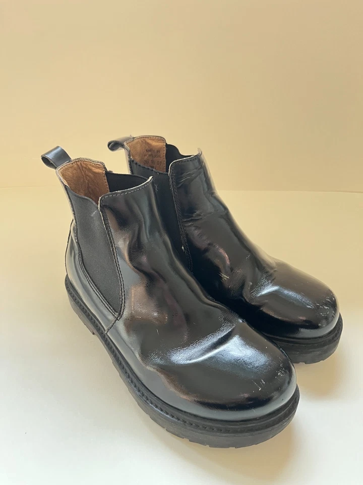 Botas Chelsea Birkenstock para mujer 36 charol negro pull on hechas en portugués Foto 1 de 4