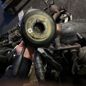 A2044404601 Interruptor de luz MERCEDES-BENZ CLASE C (W204) BERLINA 3.0 5601082 - Imagen 1 de 1