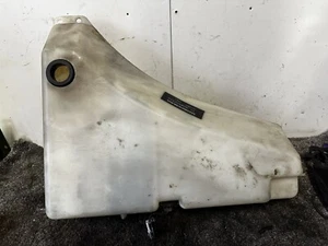 BENTLEY ARNAGE - Washer Fluid Reservior PM22266 - Picture 1 of 2