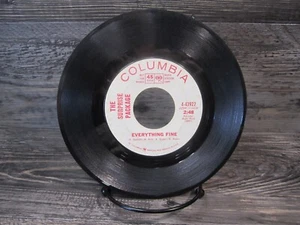 THE SURPRISE PACKAGE Everything Fine/Out of My Mind COLUMBIA 4-43922 Garage 1966 - Picture 1 of 2
