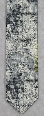 КАРТА ПОСАДКИ НА ЛУНУ--КРАТЕРЫ АПОЛЛОН АСТРОНОМИЯ НАУКА Дикие Галстуки Галстук из Микроволокна - Изображение 1 из 4