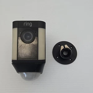 Ring 5AT3S8 Spotlight Cam batteria sicurezza HD conversazione bidirezionale telecamera esterna nero - Foto 1 di 4