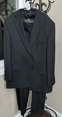 Traje Chaqueta Haggar Pin Rayas Talla 48L con Pantalones a Juego 38 x 32 Negro Gris Foto 1 de 4