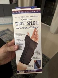 FLA ProLite Compression Composite Wrist Splint w/ Abducted Thumb - Right - NEW - Picture 1 of 2