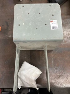 Simpson Strong-Tie ECCQ7.1-6SDS2.5 Endsäulenkappe für 7" Träger - Bild 1 von 3