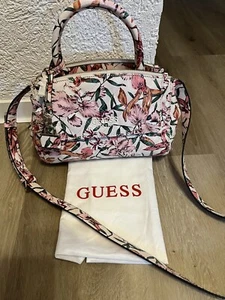 GUESS Queenie Top Handtasche Umhängetasche Tasche Floral Weiß Rosa - Bild 1 von 7