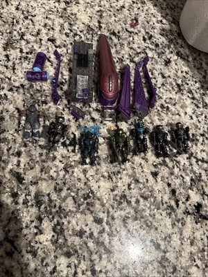Halo Mega Bloks Lot - Image 1 of 4