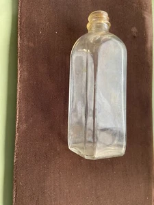 Vintage Unmarked 5 0Z Empty Clear Square 5 1/2 '' Tall Medicine Bottle No lid. - Picture 1 of 4