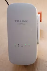 TP-Link TL-WPA8630 1200Mbps Wi-Fi Range Extender With Ethernet Cable - Picture 1 of 5