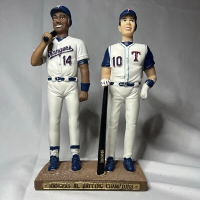 Figura Campeones de Bateo Michael Young, Julio Franco Texas Rangers Foto 1 de 4