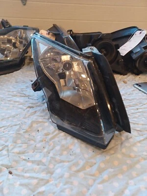 . Faro lateral izquierdo Ski Doo MXZ 800R Renegade 2008 515176363 etiqueta 636 Foto 1 de 4