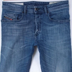 Mens Diesel BUSTER 084AS Stretch Slim Tapered Blue Jeans W32 L32 - Picture 1 of 9