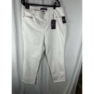 Gloria Vanderbilt Women's White Amanda Classic Rise Tapered Leg Jeans Sz 18W-NWT - Picture 1 of 9