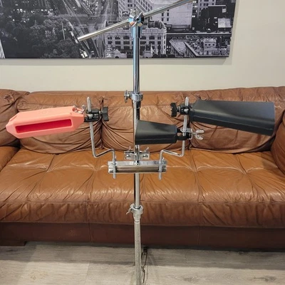 ¡Lo último! Configuración de timbal/conga de música latina. Clave, Cha-Cha/Salsa Bells, Crash Cymbal Foto 1 de 4