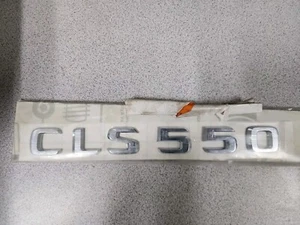 NEW OEM Mercedes-Benz CLS550 Trunk Lid Emblem 2198170715 2007-2014 - Bild 1 von 3