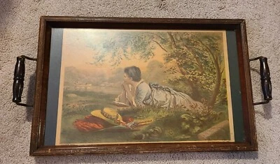Bandeja para servir antigua de madera y vidrio alrededor de 1880 "Día de verano" con asas de metal  Foto 1 de 4