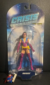 Crisis on Infinite Earths Figur Huntress Serie 3 DC Direct NEU OVP Helena Wayne - Picture 1 of 6