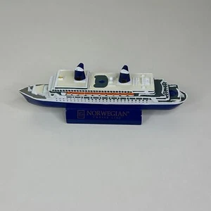 Modelo de barco Norwegian Cruise Line Norway recuerdo coleccionable 9" - Imagen 1 de 14