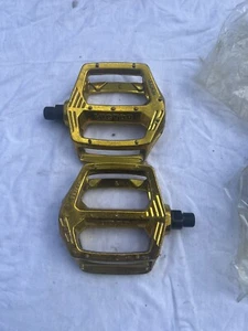 VICTOR VDX PLATFORM OLD SCHOOL BMX PEDALS NOS - Picture 1 of 11