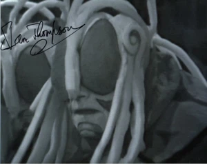 Doctor Who Autograph: IAN THOMPSON (The Web Planet) Signed Photo - Imagen 1 de 1