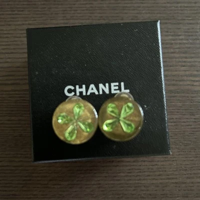 Pendientes Chanel Oro Flor Verde Metal Foto 1 de 2