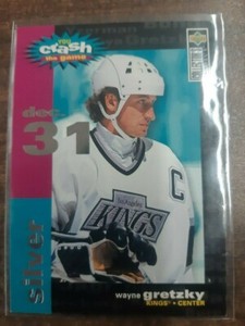 1995-96 Wayne Gretzky Collector's Choice  "you crash the game"  Card C-3