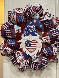 WHIMSICAL GNOME USA 4th Of July WREATH ๐ RED Deco Mesh STARS & STRIPES Cute!! - Picture 1 of 8