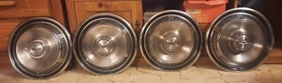 (4) Cubiertas de rueda originales/usadas de 14 pulgadas Ford Fairlane y Torino 1969-71 Foto 1 de 4