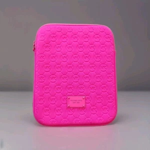 Hot Pink Magenta Michael Kors Tablet Carrying Case 10" X 7" Logo - Picture 1 of 10