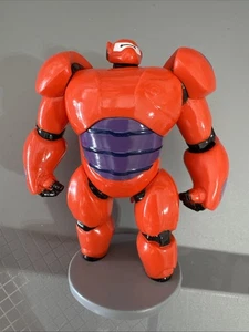 Figura de acción Big Hero 6 Baymax Red Armor Deluxe Flying 4" juguete Disney Bandai - Imagen 1 de 12
