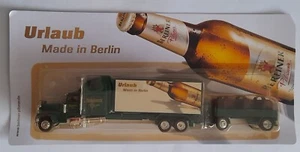 Werbe-Truck: BERLINER • Freightliner FLD 120 Hängerzug - Bild 1 von 4