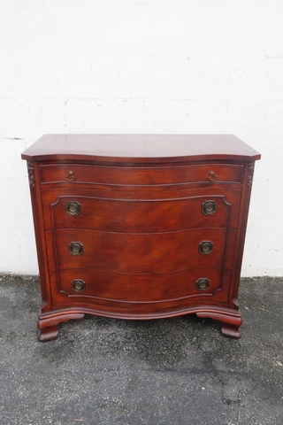 Morganton Mahogany Serpentine Front Small Dresser Large Nightstand 3921 Cover