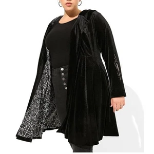 New Torrid 2 (2X 18/20) Harry Potter Black Velvet Hooded Swing Coat w/Embroidery - Picture 1 of 8
