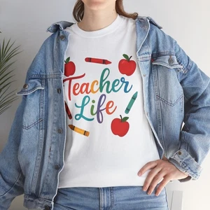 Teacher Life Unisex schwere Baumwolle T-Shirt, Geschenke für Lehrer, süßer Lehrer [...] - Bild 1 von 50