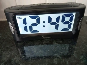 Digital LED Snooze Alarm Clock - Picture 1 of 8