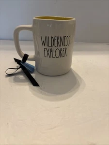 Taza Rae Dunn Disney Pixar “UP” “Wilderness Explorer” Doble Cara Cerámica NUEVA - Imagen 1 de 4