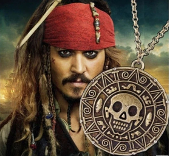 Collana Ciondolo Pirati Dei Caraibi Teschio Azteco Cortez Jack Sparrow Medaglia - Immagine 1 di 4