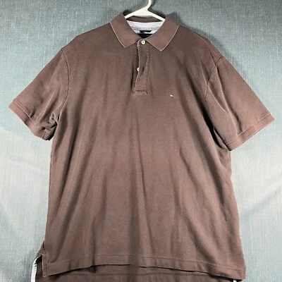 Camisa polo masculina marrom manga curta pulôver Tommy Hilfiger tamanho G algodão - Imagem 1 de 4