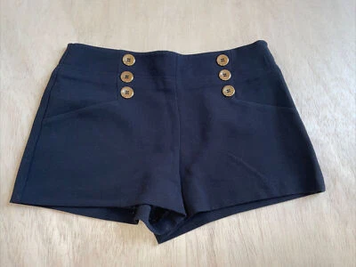 Forever 21 Mujer’s Pantalones Cortos Negros Talla XS Tiro Medio Rayón Dorado Botones Cremallera Lateral Foto 1 de 4