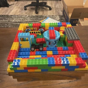 LEGO Duplo Bulk Lot - 100+ Random Pieces Window Doors Fence minifigure 1434 - Picture 1 of 12