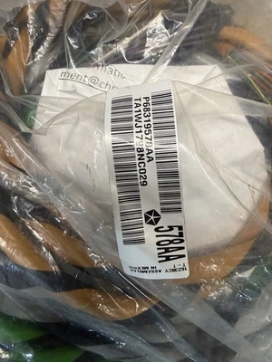 Dodge RAM 2500/3500/4500/5500 2013-18 kit de puente de módulo de interfaz de sistema de vehículo Foto 1 de 3