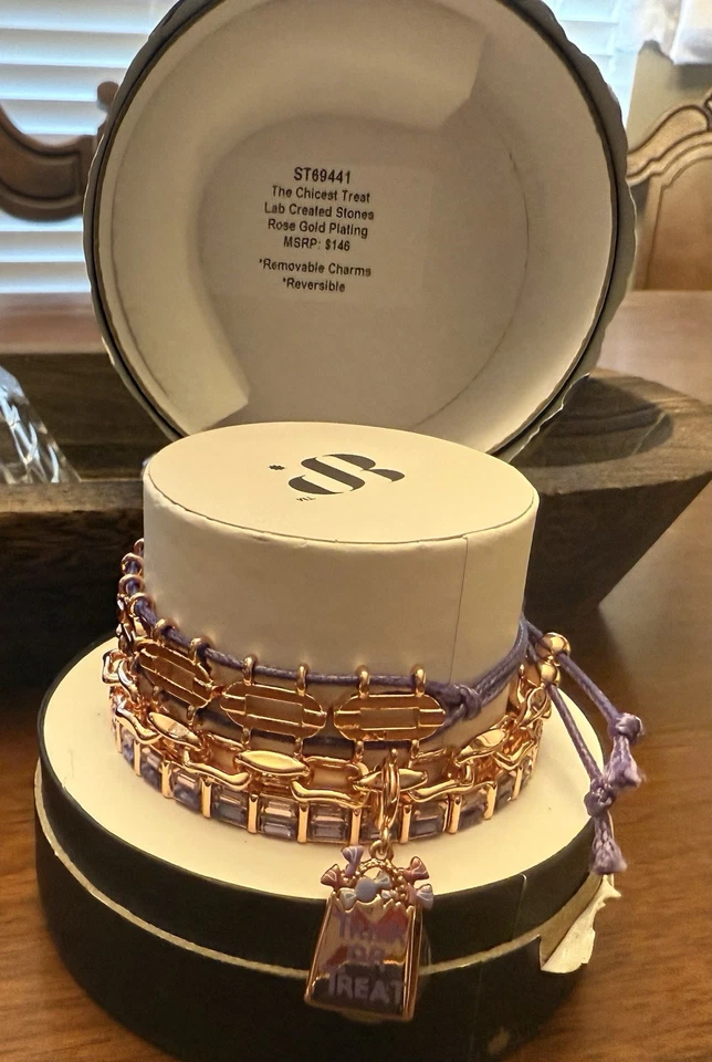 Bomb Party Halloween Stack 2025 "The Chicest Treat" Truco o trato Oro Rosa Foto 1 de 1