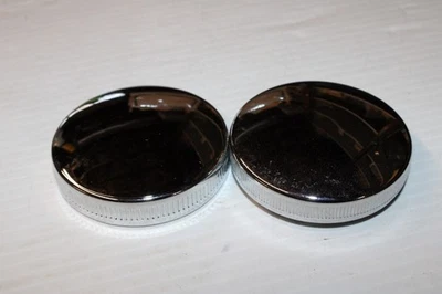 Tapas de tanque de gasolina Harley Knucklehead Flathead Panhead ventiladas y sin ventilación Foto 1 de 4