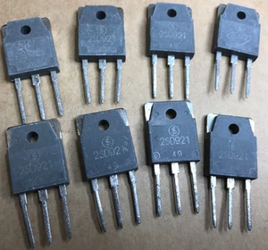 8 x 2SD921 SIEMENS TRANSISTOR - Picture 1 of 3
