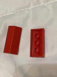 L EGO B005: (2) 2 x 4 Ridge Roof Tile Low Sloped Red Bricks - Picture 1 of 3