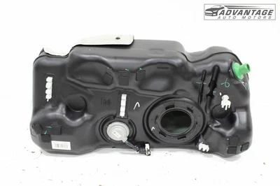 Chevrolet Trax 2024-2025 1,2 L depósito de tanque de gasolina con cubierta protectora térmica OEM Foto 1 de 4