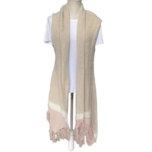 David and Young Boho Knit Vest with Fringe End One Size - Picture 1 of 9