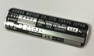 *ID PLATE SOME JAPAN MODELS OF Z50 87501-165-950 (333M) - Picture 1 of 1