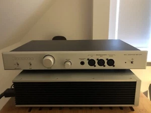 BRYSTON BHA-1 HEADPHONE AMPLIFIER - Picture 1 of 3