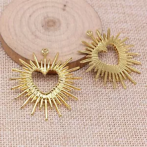20 Piezas Oro Brillante Rayos de Luz Corazón Dijes Colgante 44x43MM HÁGALO USTED MISMO C15875 - Imagen 1 de 3
